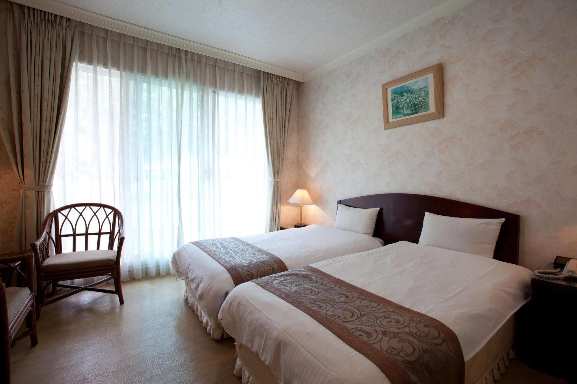 Lakeside Resort Nantou Dış mekan fotoğraf